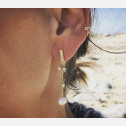 restik med delsten og ferskvandsperler 