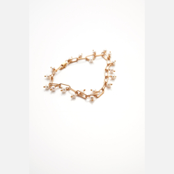 Rektangulr armbnd med hvide ferskvandsperler