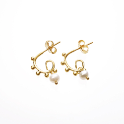 Nodeformet rering med ferskvandsperle 