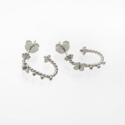 restik med hndlavede blomster