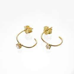 restik af trd med grappa fatning og hvid zirkon 