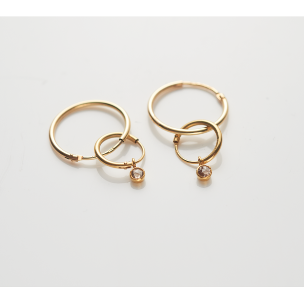 Creoler med champagnefarvet diamant 